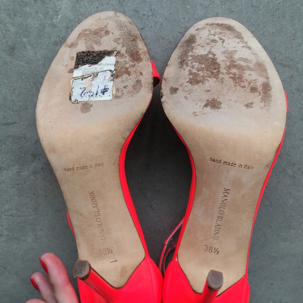 Manolo Blahnik Strittina T-Strap Sandals - Picture 5 of 8